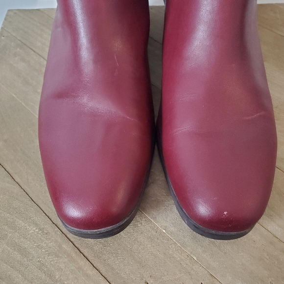 C WONDER Mira Boots Sz 9 Currant Jam Suede Embossed - Picture 4 of 6